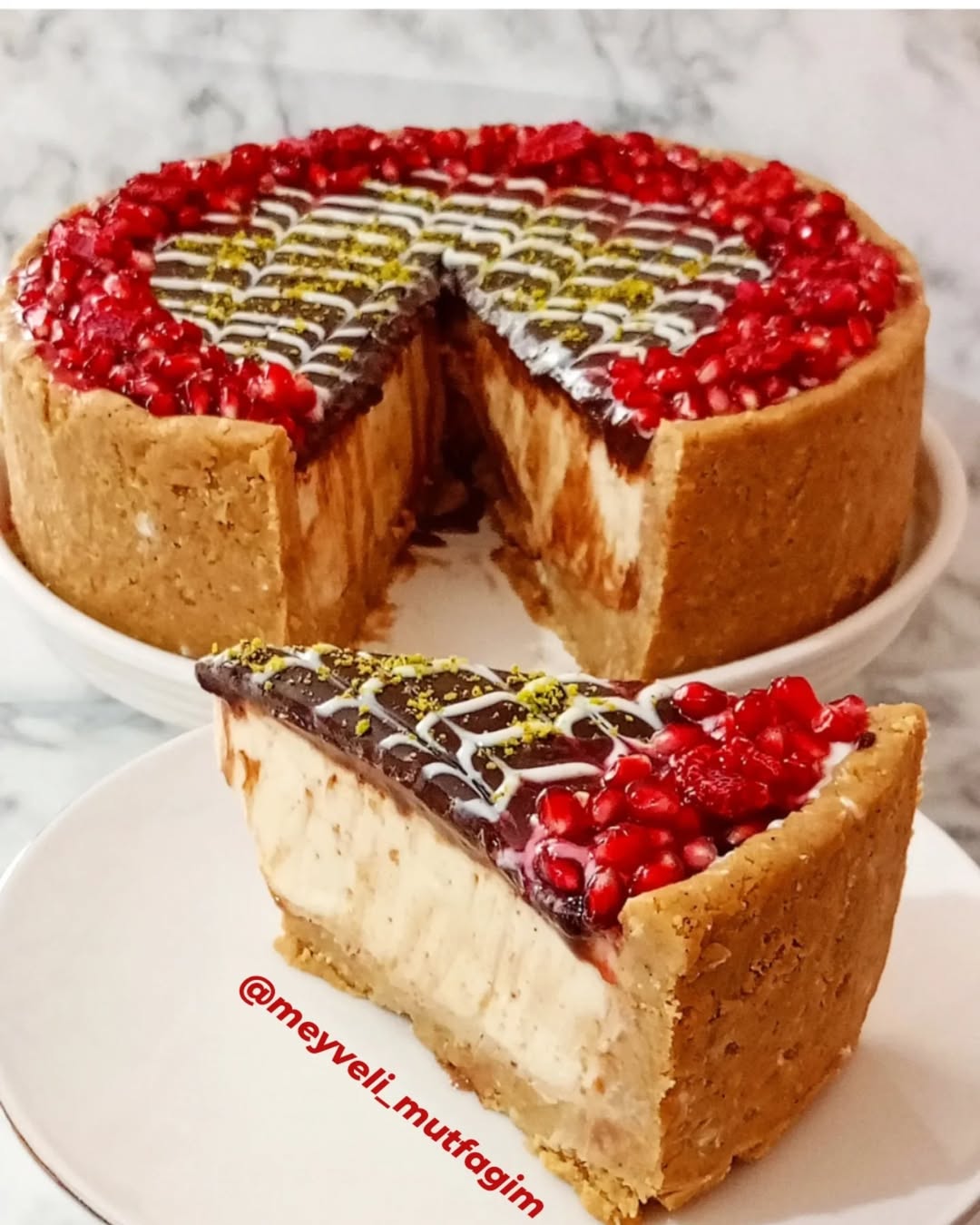KAHVELİ ÇİKOLATALI PASTA